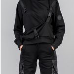 Hanorac black cu catarame