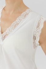 Bluză cu dantelă - imagine 2