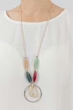 Bluză cu volane și colier - imagine 5