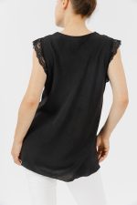 Bluză cu dantelă - imagine 13