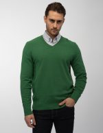 Pulover cu model bob și decolteu în V - imagine 4