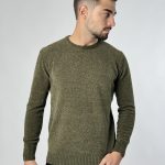 Pulover catifea la baza gâtului