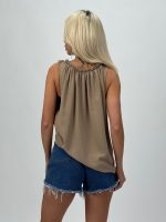 Top cu elastic la gât și colier - imagine 17
