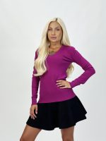 Pulover basic cu decolteu în V - imagine 18