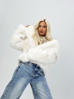 Jachetă scurtă din blană - imagine 4