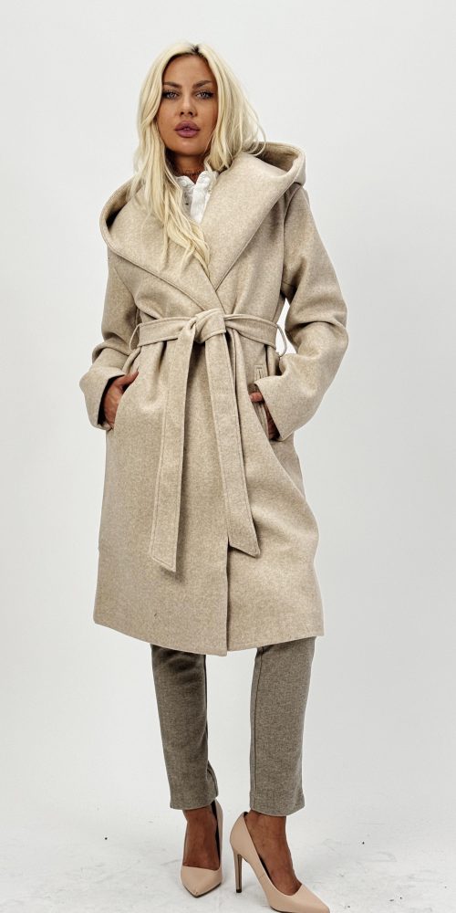 Palton cu glugă și cordon