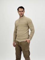 Pulover cu guler petrecut și nasturi - imagine 2