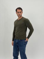 Pulover din catifea cu decolteu în V - imagine 15