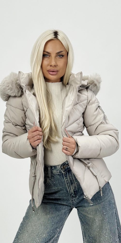 Jachetă din fâș cu glugă și blană detașabilă