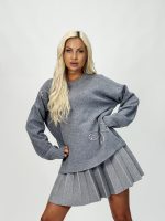 Pulover din tricot cu model și ștrasuri - imagine 9