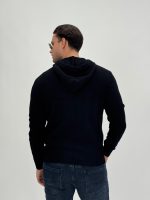 Pulover din tricot cu glugă - imagine 19