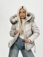 Jachetă asimetrică cu glugă și blană detașabilă