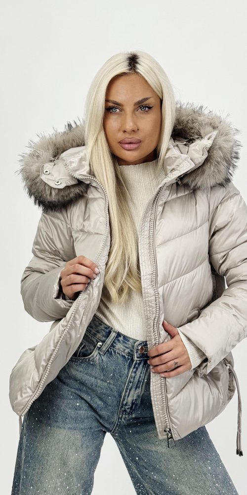 Jachetă asimetrică cu glugă și blană detașabilă