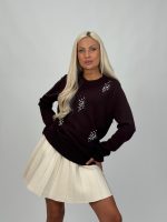Pulover accesorizat cu ștrasuri și perle - imagine 17