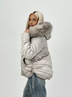 Jachetă asimetrică cu glugă și blană detașabilă - imagine 4