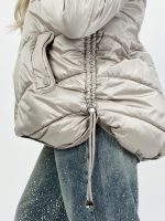 Jachetă asimetrică cu glugă și blană detașabilă - imagine 5