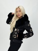 Jachetă din ecopiele cu blană și cercuri aurii - imagine 6