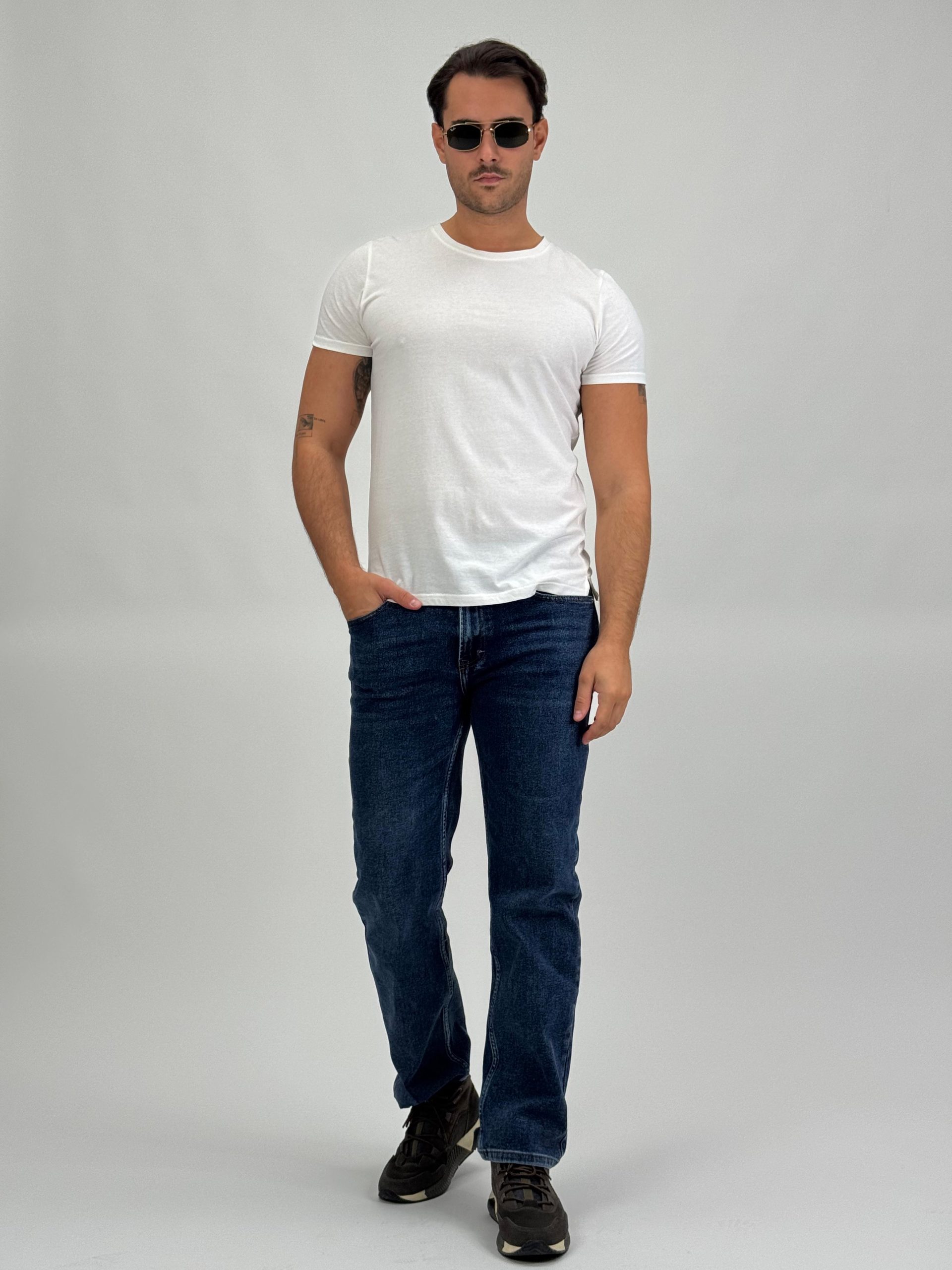 dfc74ad8-67c3-4319-a105-ffbf26295096 Jeans drept albastru - imagine 1