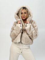 Jachetă din blană cu glugă - imagine 3