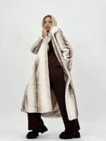 Jachetă din blană cu glugă și cordon - imagine 4