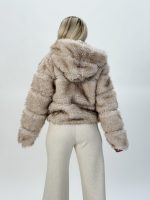 Jachetă din blană cu glugă - imagine 8
