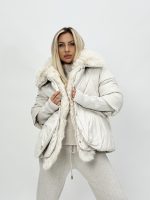 Jachetă din fâș cu mâneci din tricot și blană detașabilă