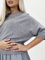 Pulover oversized accesorizat cu mânecă scurtă - imagine 18