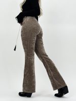 Pantalon evazat din catifea - imagine 5