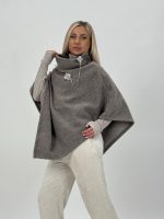 Poncho cu broșă - imagine 3