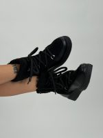 Ghete cu șiret și blană - imagine 5