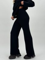 Set din tricot pulover maletă și pantalon - imagine 32