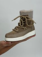 Ghete cu șiret și blană - imagine 3