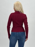 Pulover rigat cu guler și nasturi aurii - imagine 8