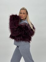 Jachetă din blană cu glugă