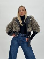 Jachetă din ecopiele și blană cu catarame - imagine 10