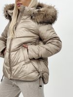 Jachetă asimetrică cu glugă și blană detașabilă - imagine 23