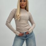 Pulover maletă cu butoni