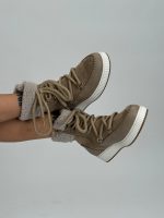 Ghete cu șiret și blană - imagine 2