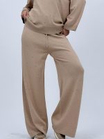 Set din tricot subțire bluză și pantalon cu ștrasuri - imagine 10