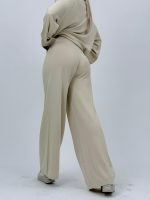 Set din tricot subțire bluză și pantalon basic - imagine 19