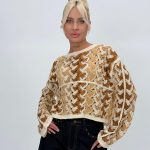Bluză bej croșetată