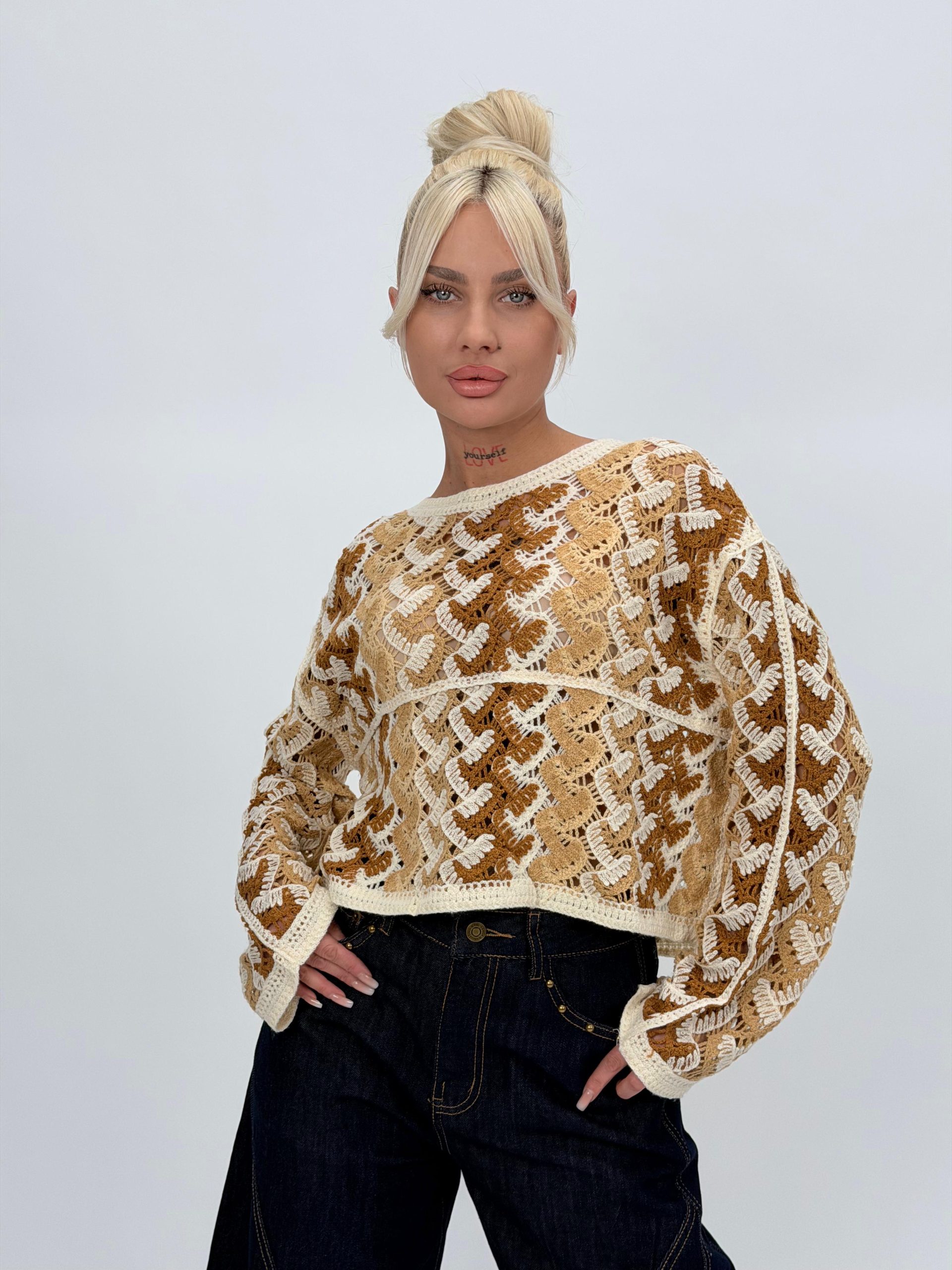 00e4064b-7a00-4ded-a947-174796db99a6 Bluză bej croșetată - imagine 1