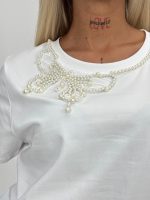 Tricou din bumbac accesorizat cu perle la gât - imagine 3
