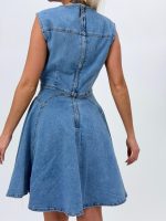 Rochie din denim cu butoni aurii - imagine 5