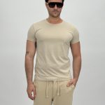 Tricou din bumbac cu decolteu la baza gâtului