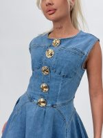 Rochie din denim cu butoni aurii - imagine 4