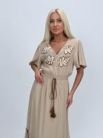 Rochie lungă cu decolteu în V și broderie - imagine 11