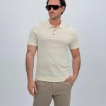 Tricou polo din tricot subțire cu model la piept