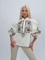 Cămașă cu guler tunică și broderie color
