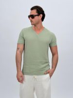 Tricou din in cu decolteu în V și nasturi - imagine 11